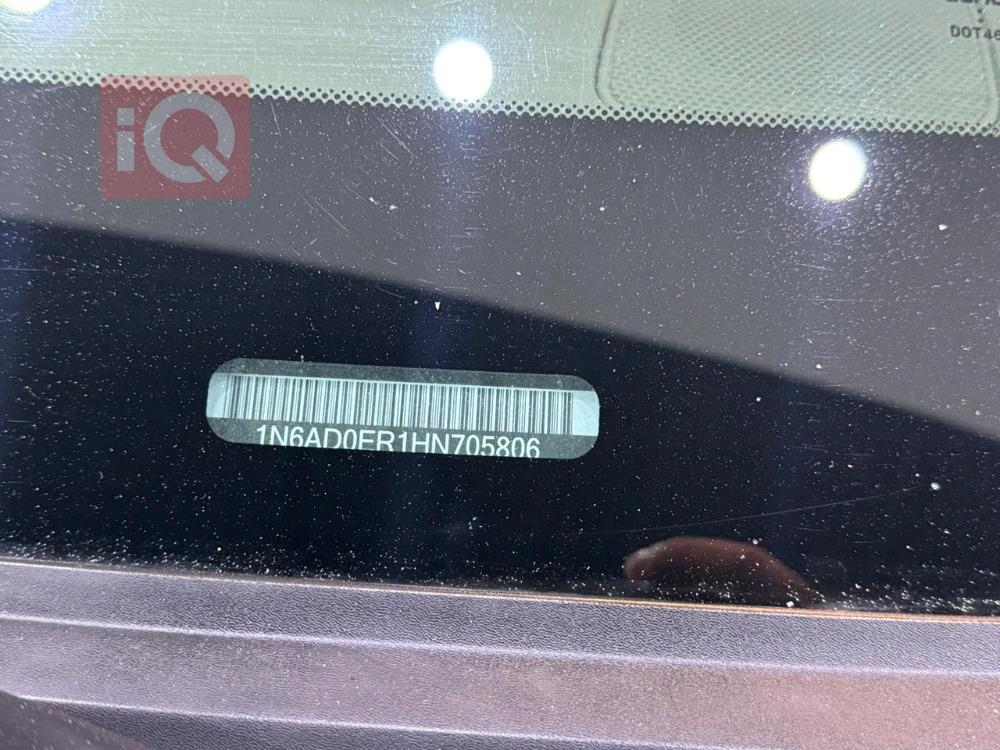 نيسان فرونتر